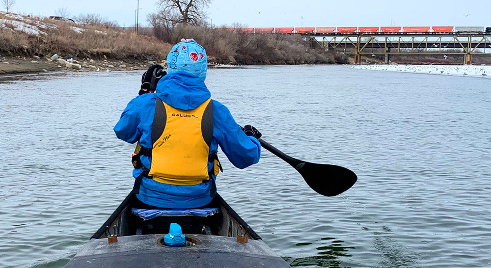 kid wearing pfd 