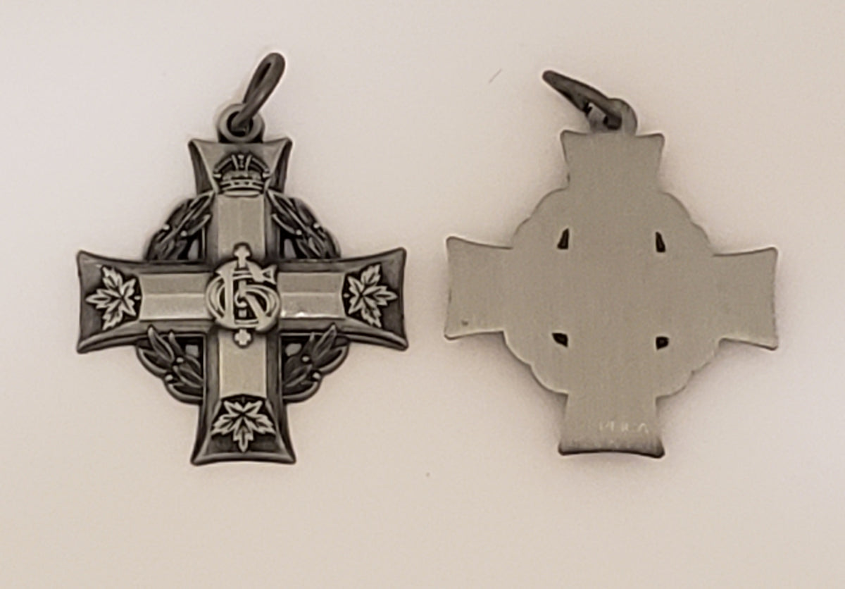 Canadian Memorial Cross (Silver Cross), GV, Reproduction – Defence