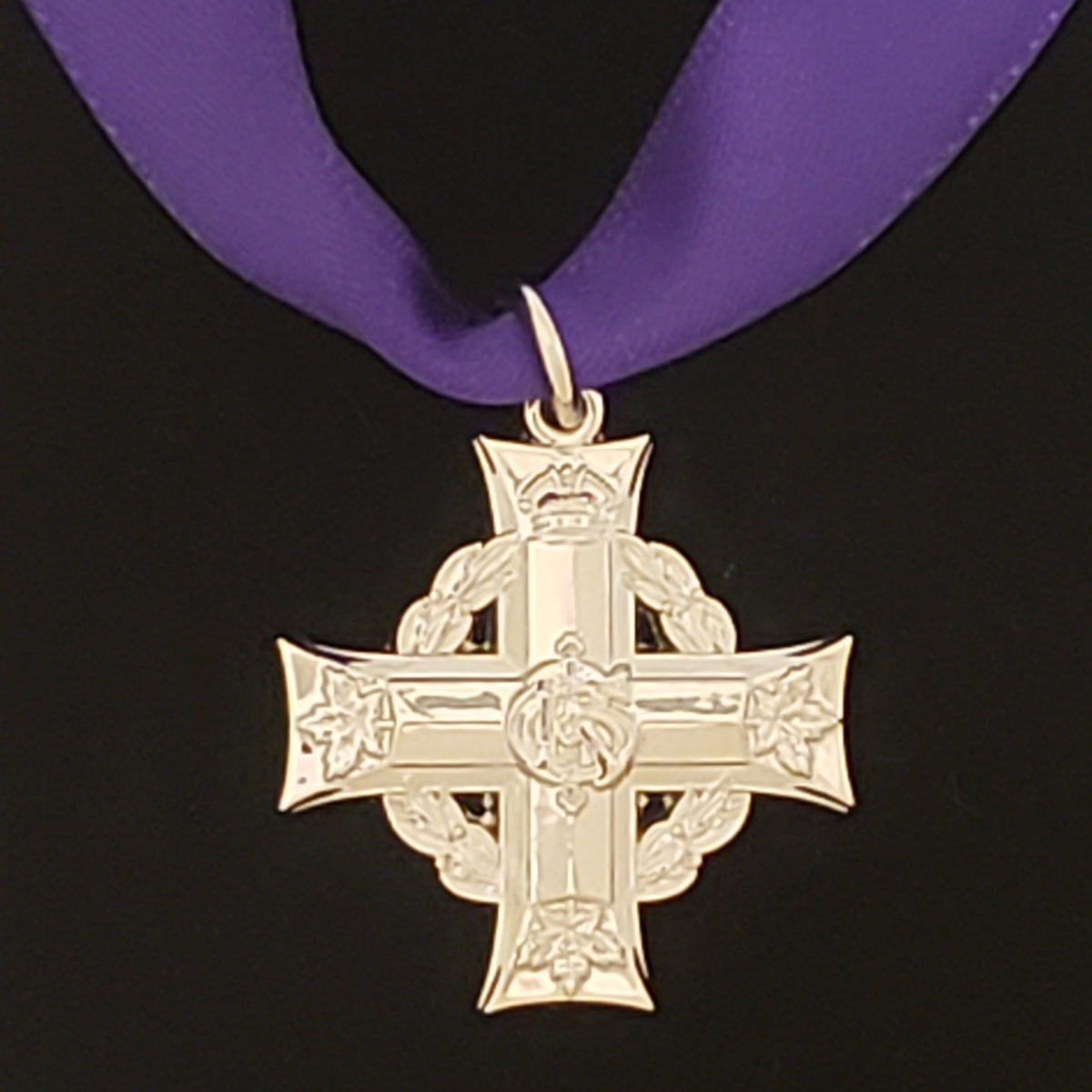 Canadian Memorial Cross (Silver Cross), GV, Reproduction – Defence