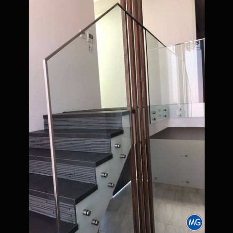 SLEEK-GLASS-BALUSTRADE-SYDNEY-MAGIC-GLASS