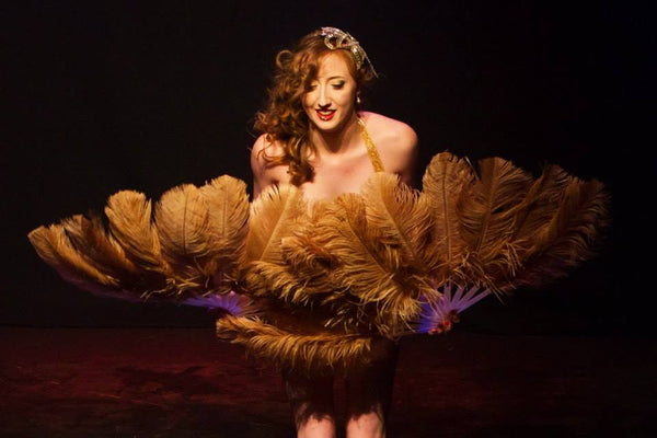 Fifi La Roux performing at Miss Burlesque Ireland 2015