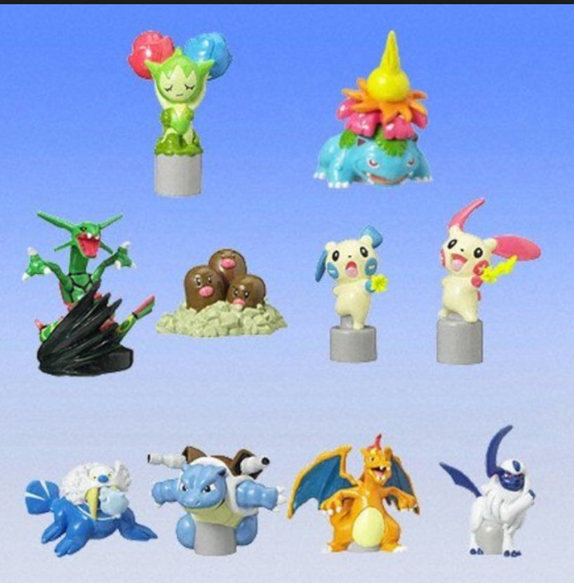 pokemon figurine set