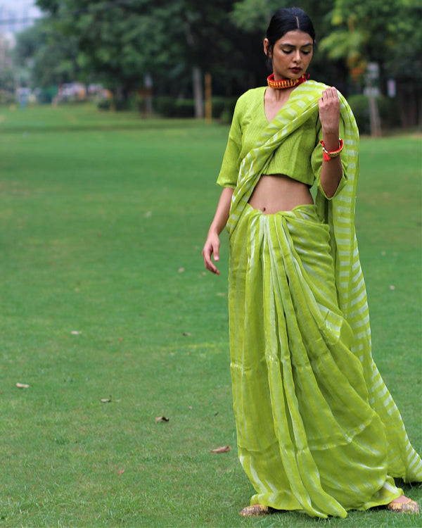 Vivid Lime Green Handwoven Linen Saree-Bageecha