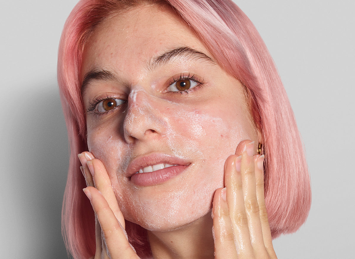 What Causes Clogged Pores? | The INKEY List