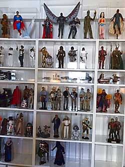Heroes and Villains Figures Collection image 4