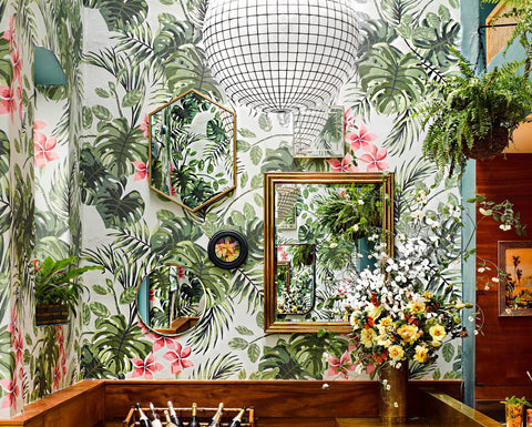 Graphic wallpaper, tropical print in a restaurant