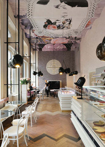 Lolita Cafe - Interior Design - Restaurant