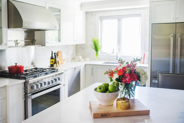 SPRING INTERIOR DESIGN COLOURS - Classic White Kitchen Design