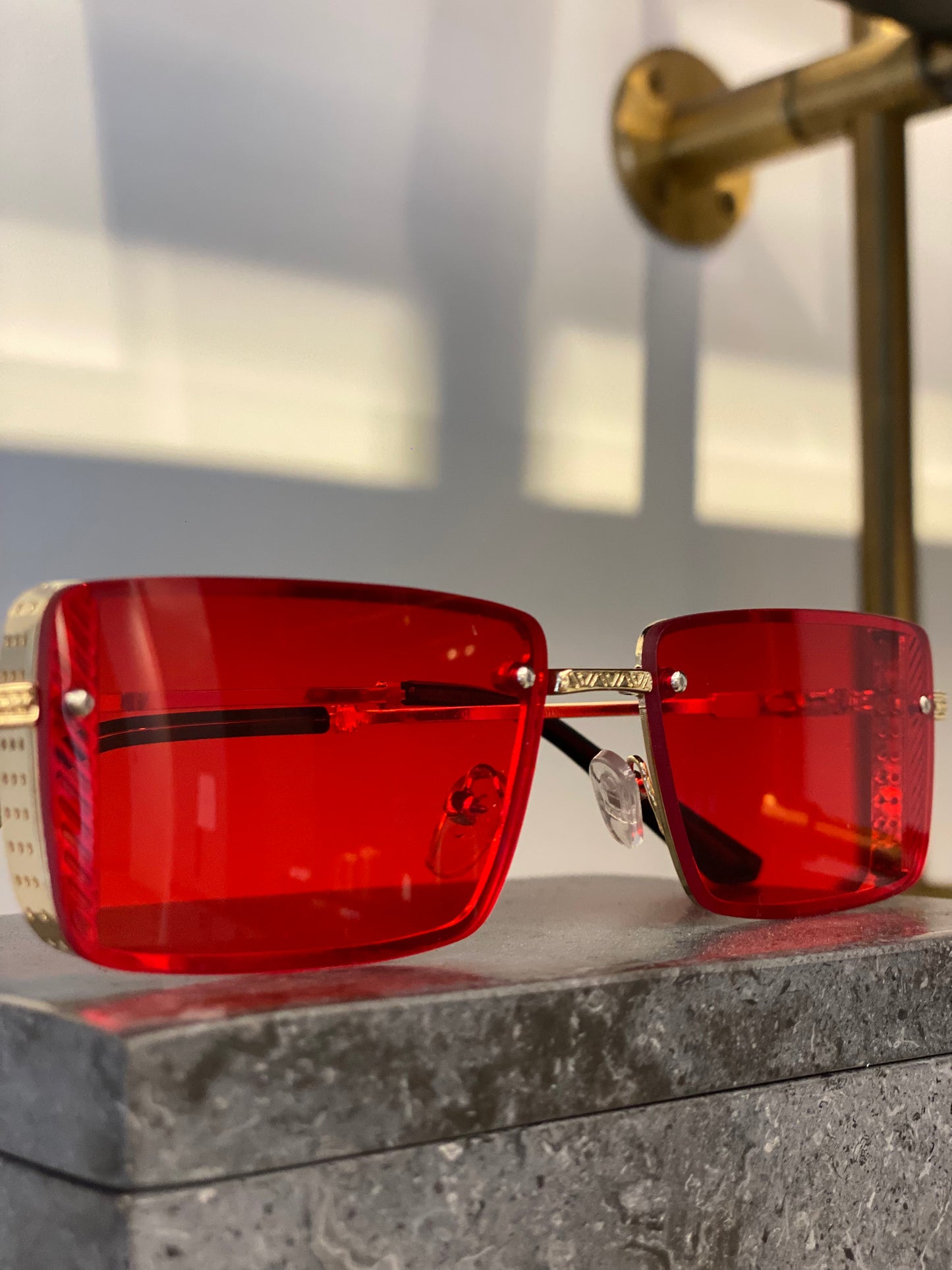 LEGEND SHADES