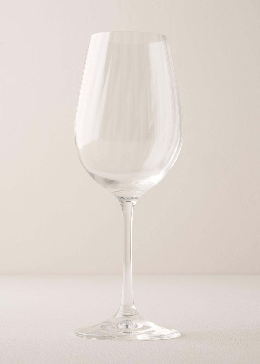 http://cdn.shopify.com/s/files/1/0433/1795/2668/products/truly-glassware-crystal-fluted-white-wine-glass_1200x1200.jpg?v=1630939638