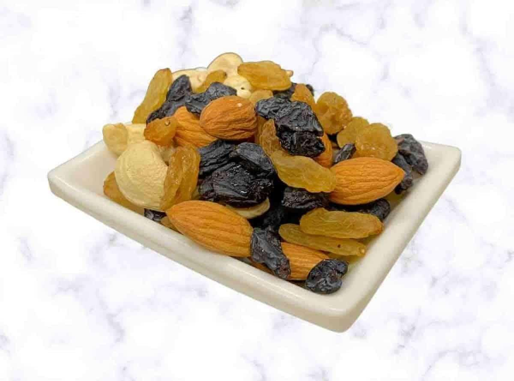 ட்ரை ஃப்ரூட்ஸ் & நட்ஸ் | Dry Fruits & Nuts