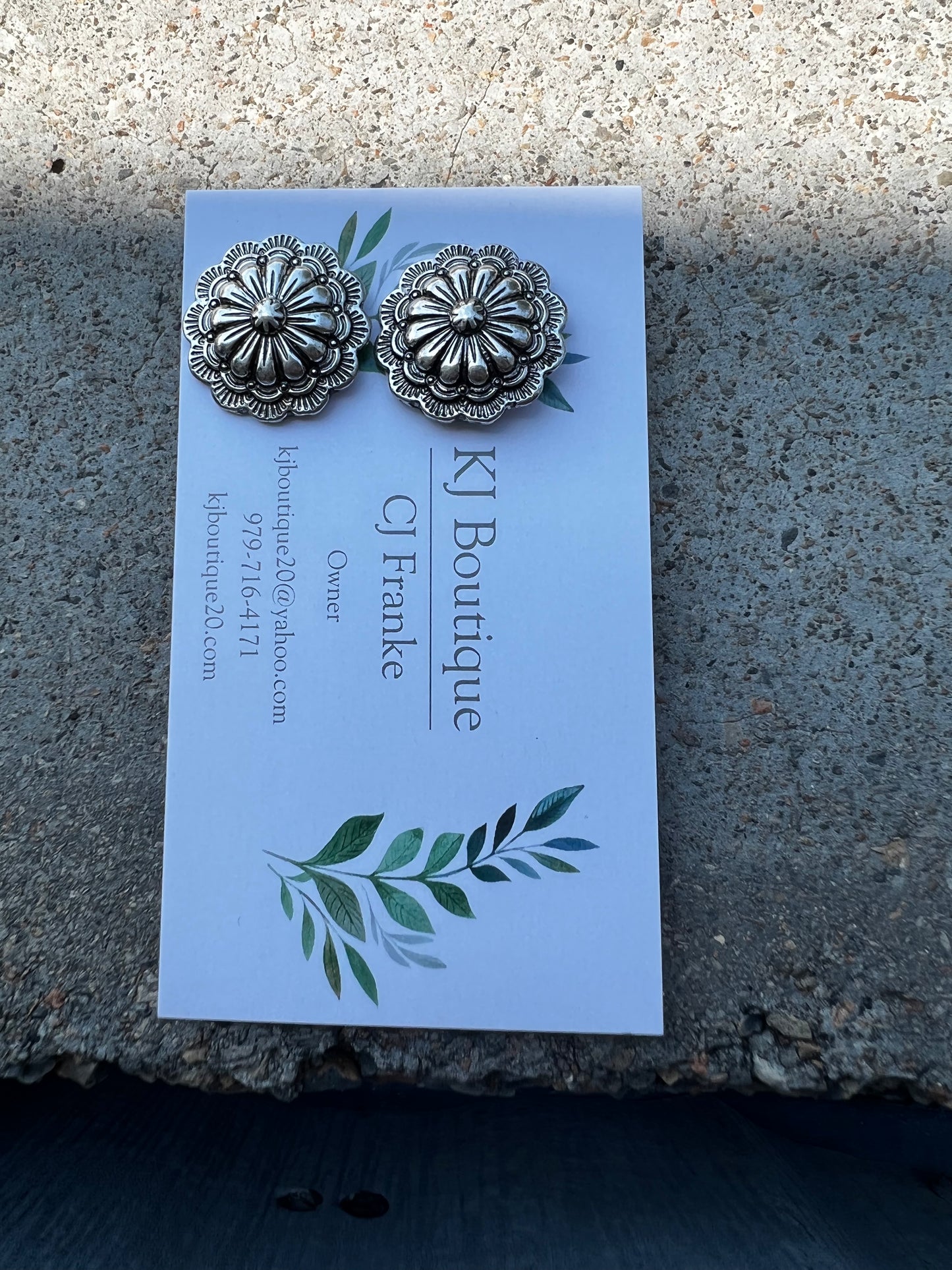 Large Floral Studs Asst