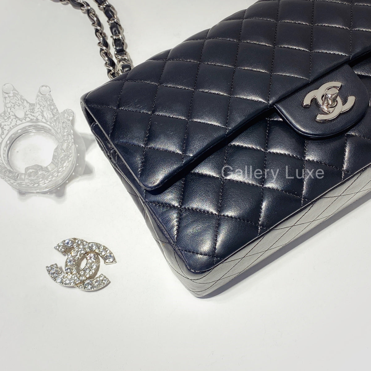 chanel classic wallet on chain caviar