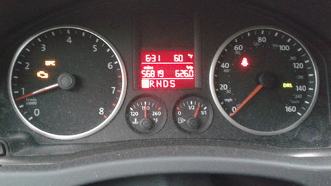 VW Tiguan dashboard showing problems