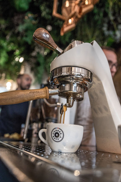 Cafetière espresso et cappuccino manuelle De'Lon…