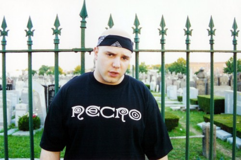 Necro, rappeur et producteur de Brooklyn, NYC.