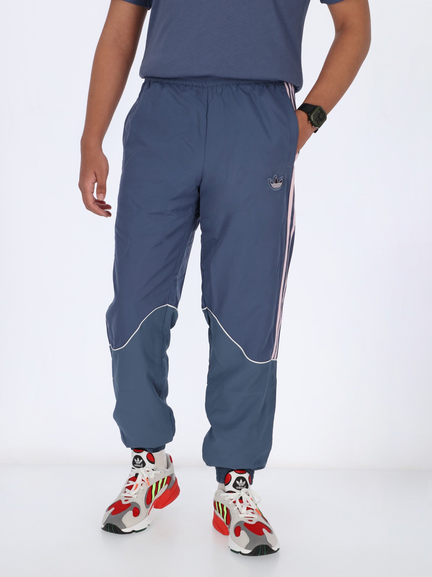 o2k track pants