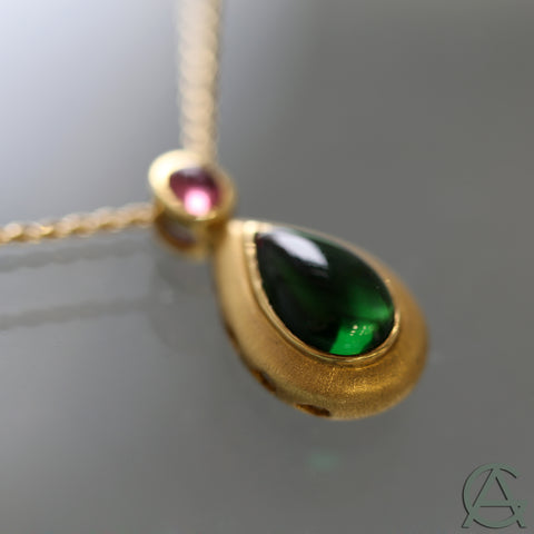 Goldart Tourmaline pendant yellow gold