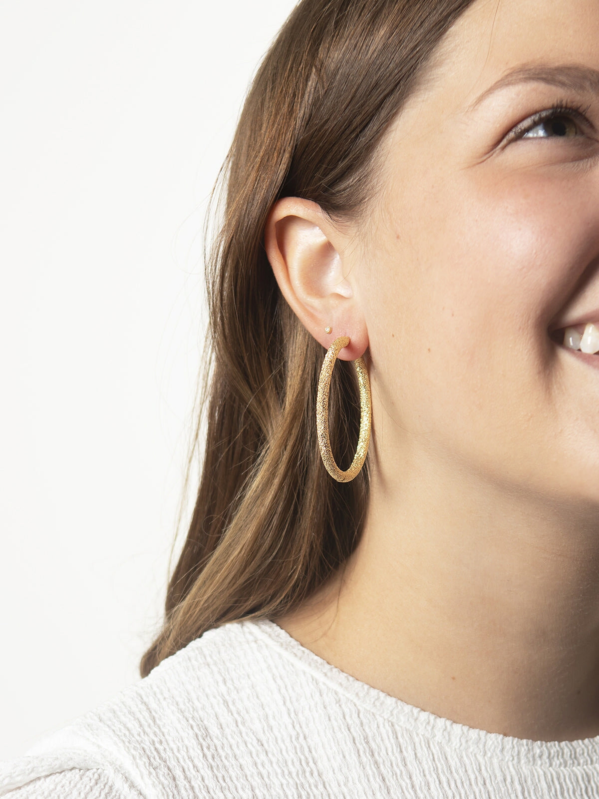 thick round hoop earrings