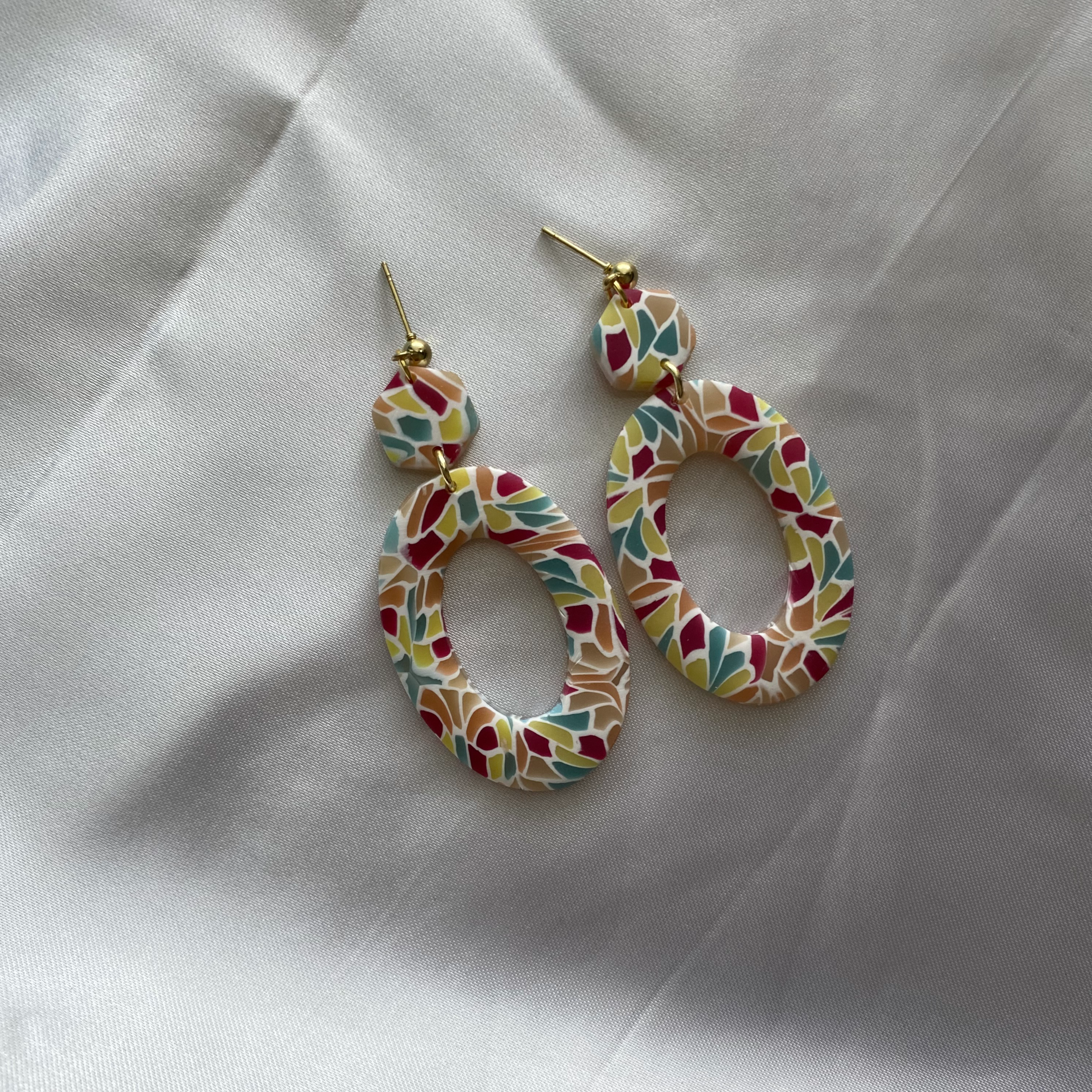 elise hoop earrings