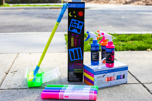 Author and content creator Rebecca Green shows how to create your own sidewalk chalk mural. Sidewalk art is a fun and creative way to make art and is the perfect family outdoor activity. Learn more!