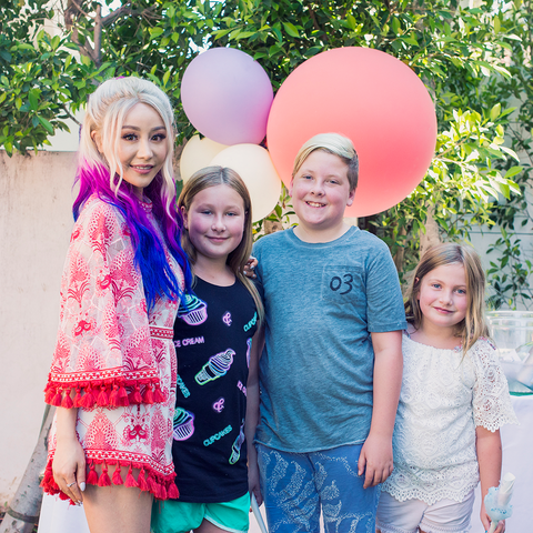 Wengie and Tori Spelling's family