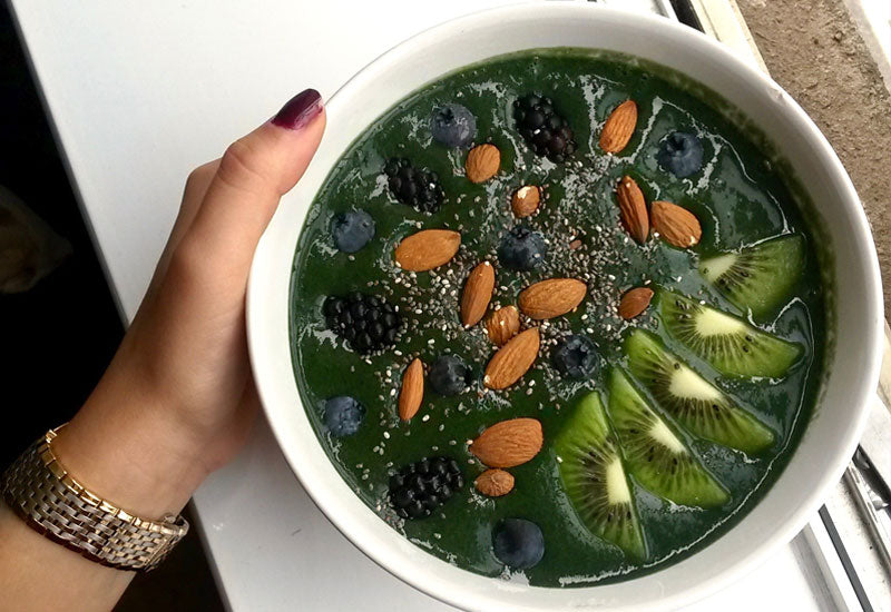 Mango, Persimmon & Baobab Smoothie Bowl