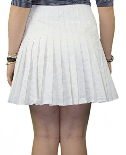 white pleated skirt 08