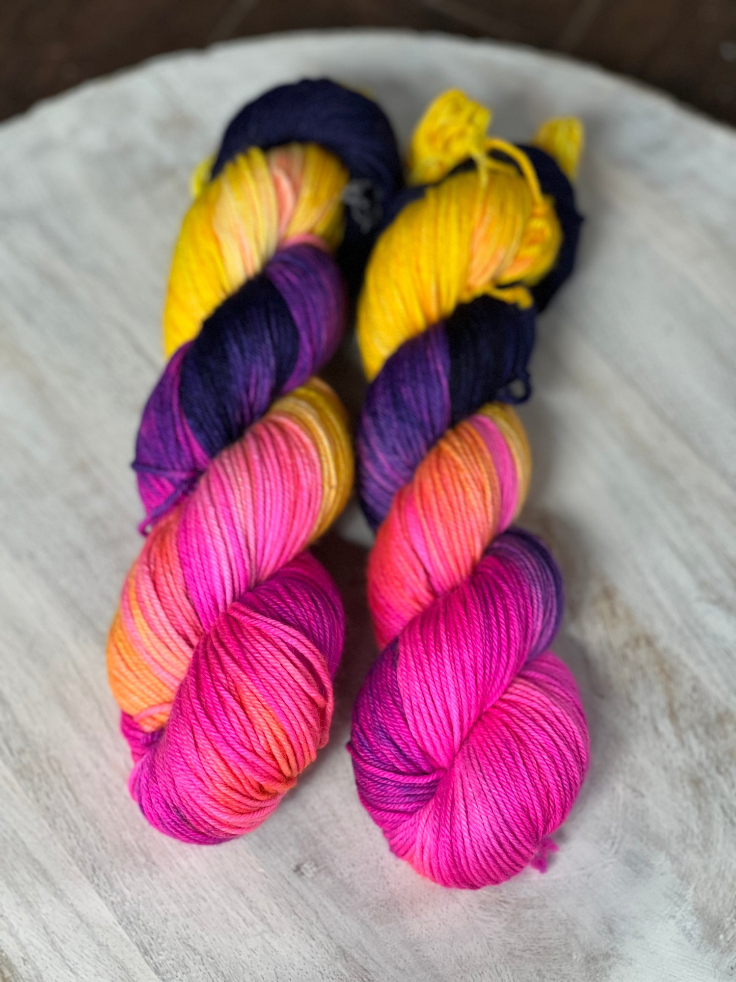 Neon Sunset - SW Merino/Nylon - DK