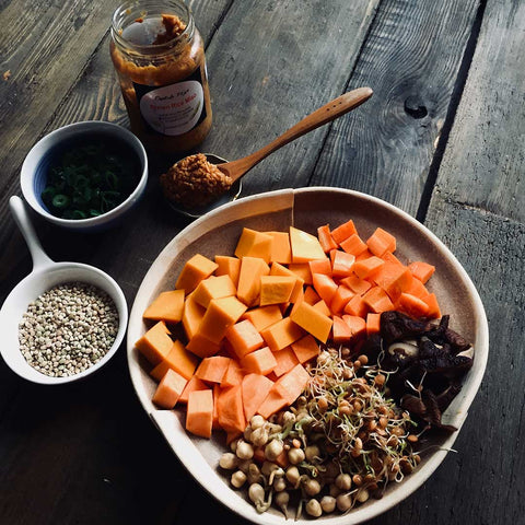 miso soup ingredients chopped