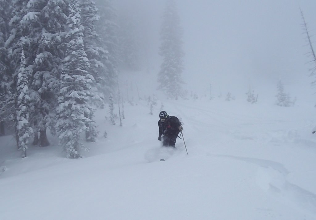 powder skiing the canyons backcountry
