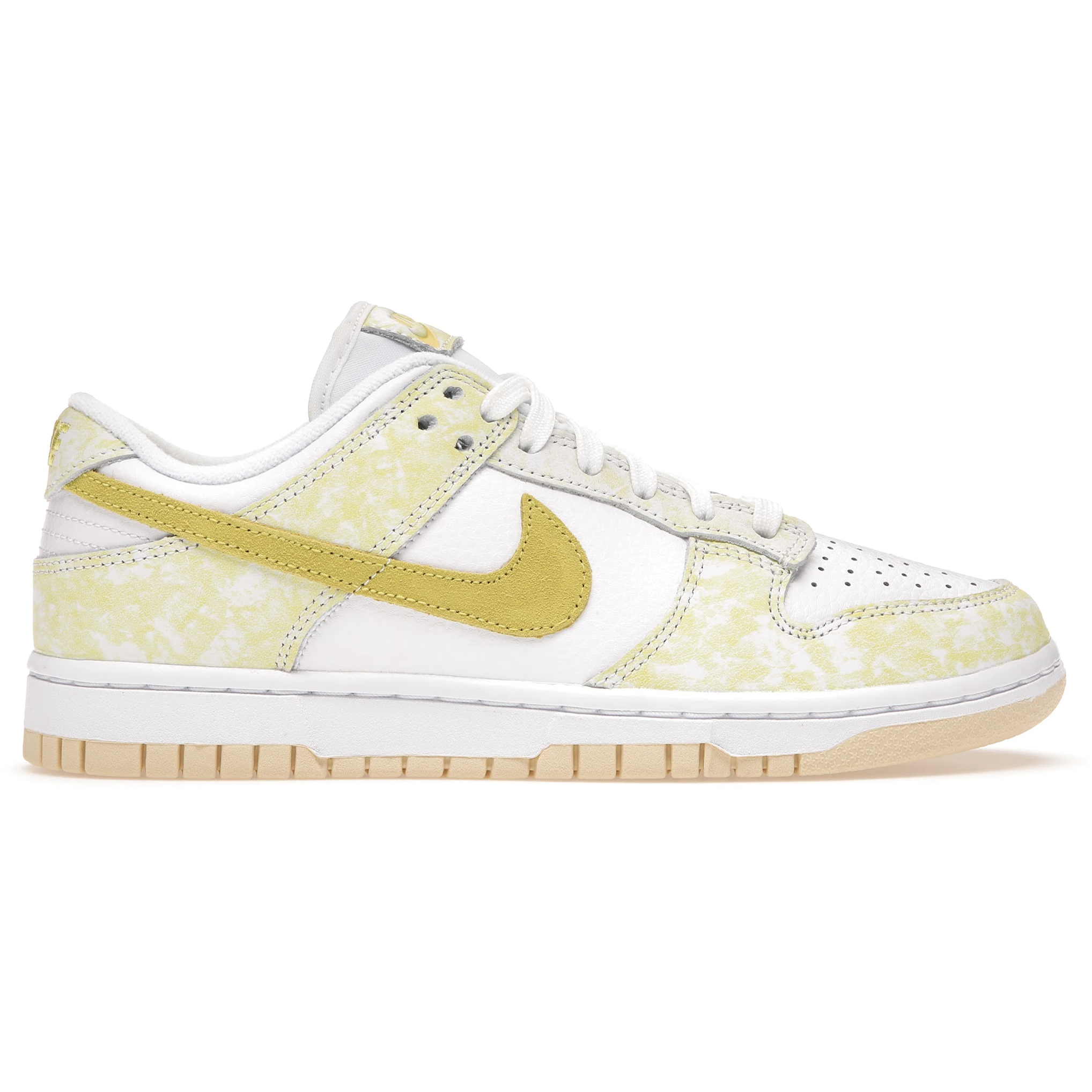 nike dunk yellow