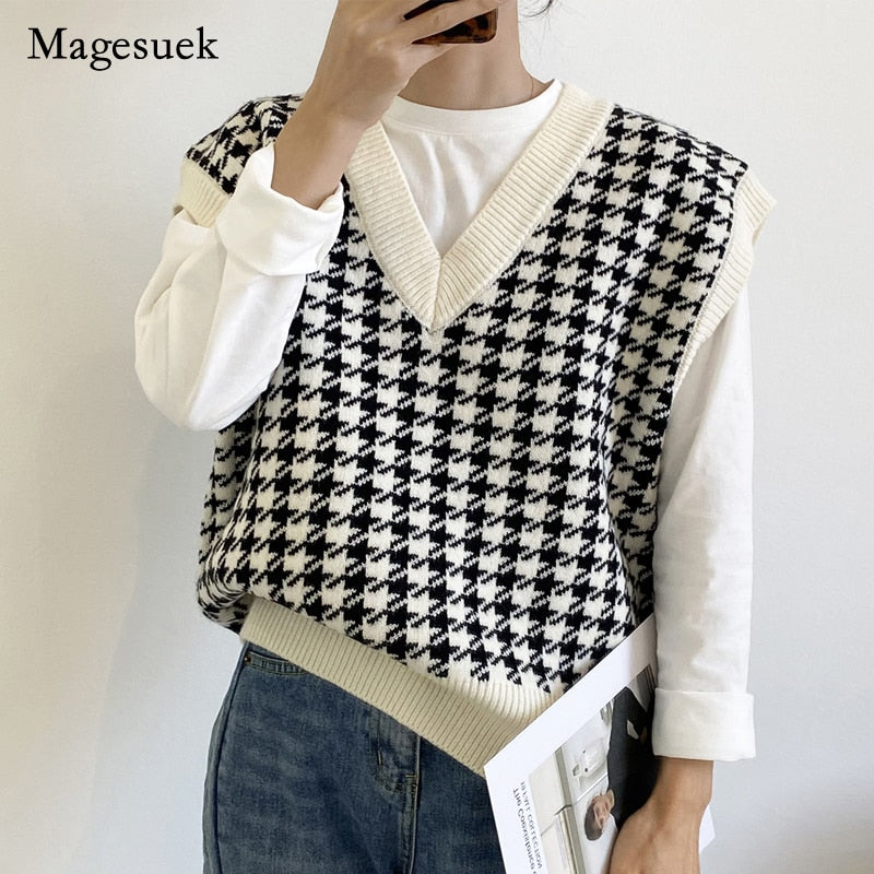 New Women Houndstooth Loose Knitted Vest Sweater V Neck Sleeveless Thi –  The Frum Shopper