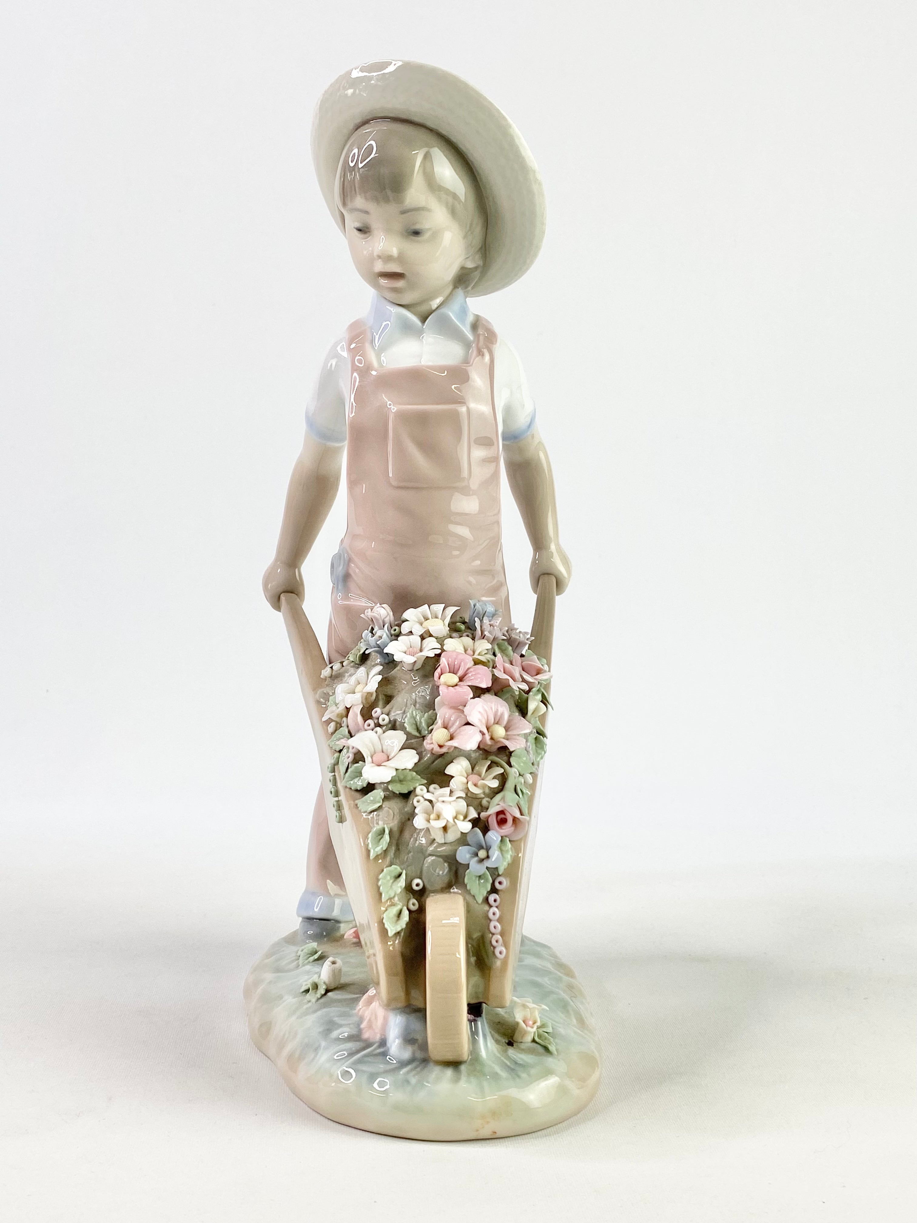 流行店 リヤドロ LLADRO 「花車を押す少女」 www.farmadecolombia.com