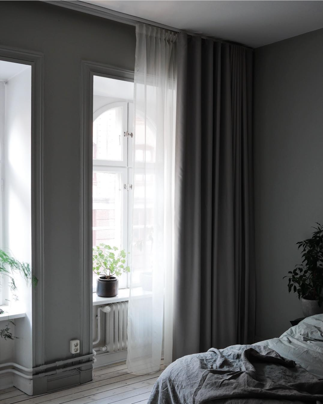how to use double shades on your windows 