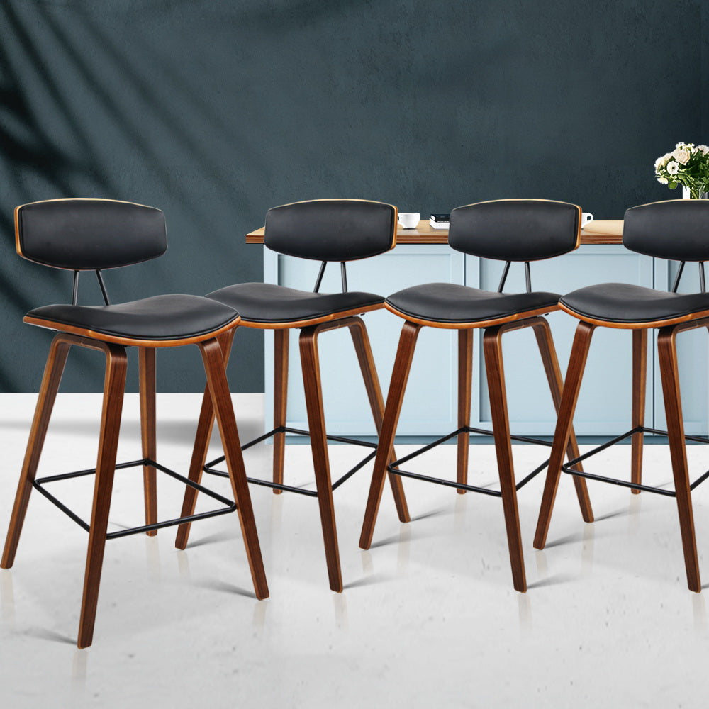 4 bar stools with backs