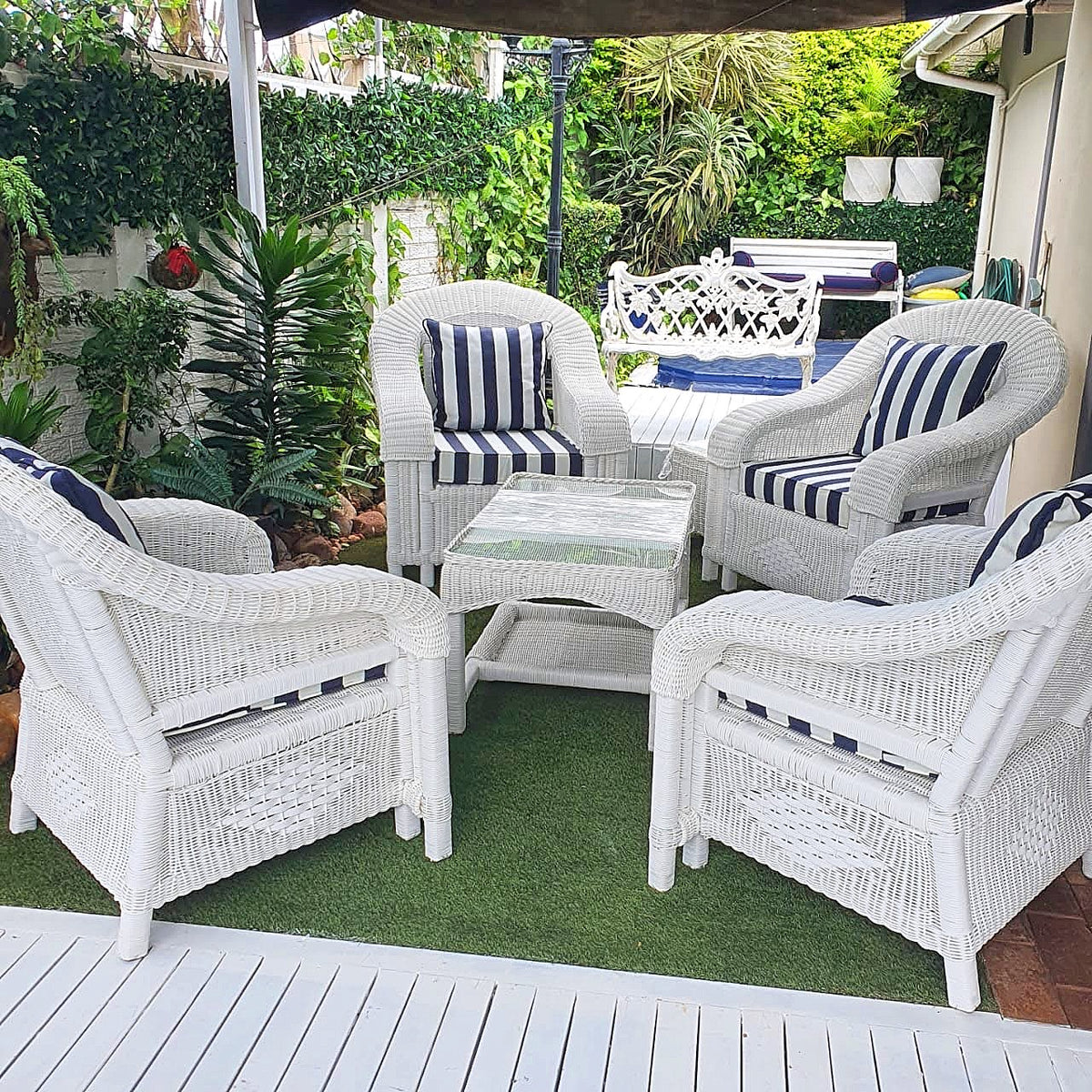 wicker patio furniture set