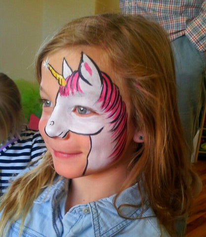 Maquillage licorne fillette visage