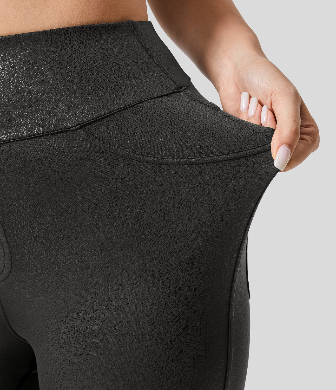 

Halara Softlyzeroв„ў Faux Leather High Waisted Back Side Pocket Foil Print Stretchy Capri Yoga Leggings - Shiny Dusk Black -  gym leggings