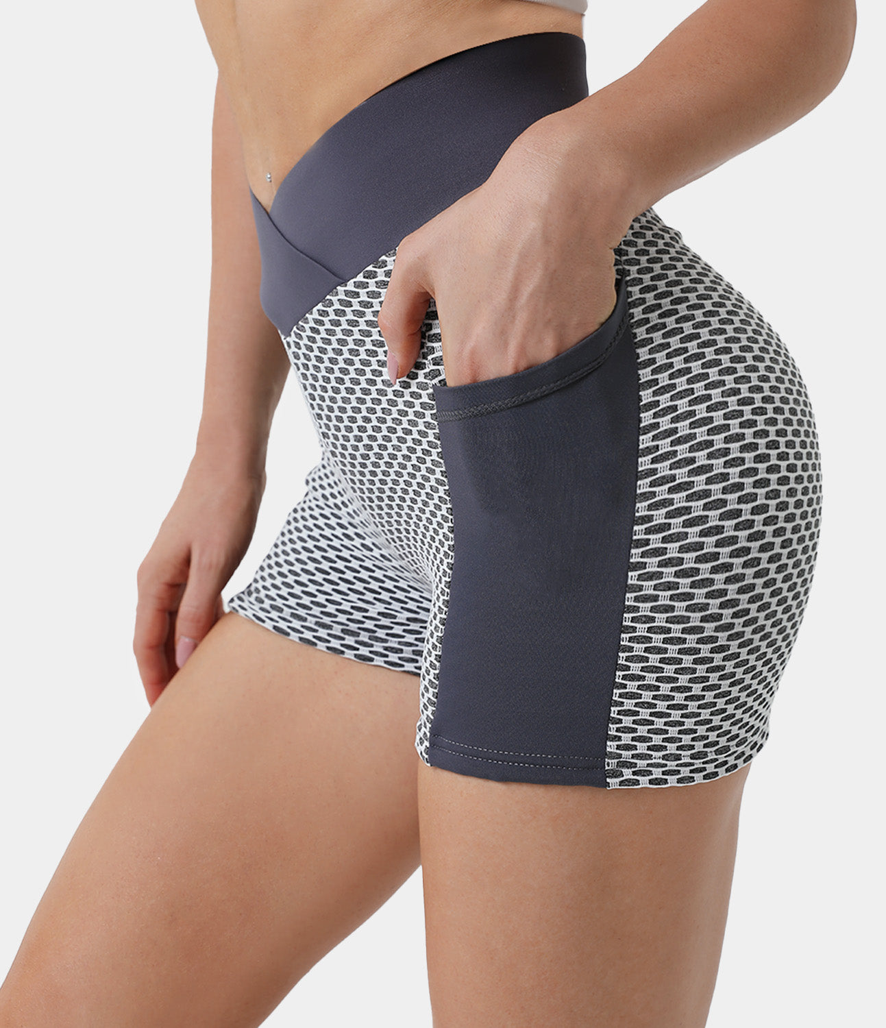 Halara Crossover Side Pocket Textured Butt Lifting Shorts 3" Gym Short - Black - booty shorts compression shorts yoga shorts
Halara Crossover Side Pocket Textured Butt Lifting Shorts 3" Gym Short - Black - booty shorts compression shorts yoga shorts