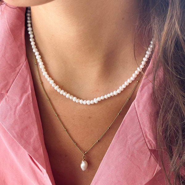 mini pearl choker necklace