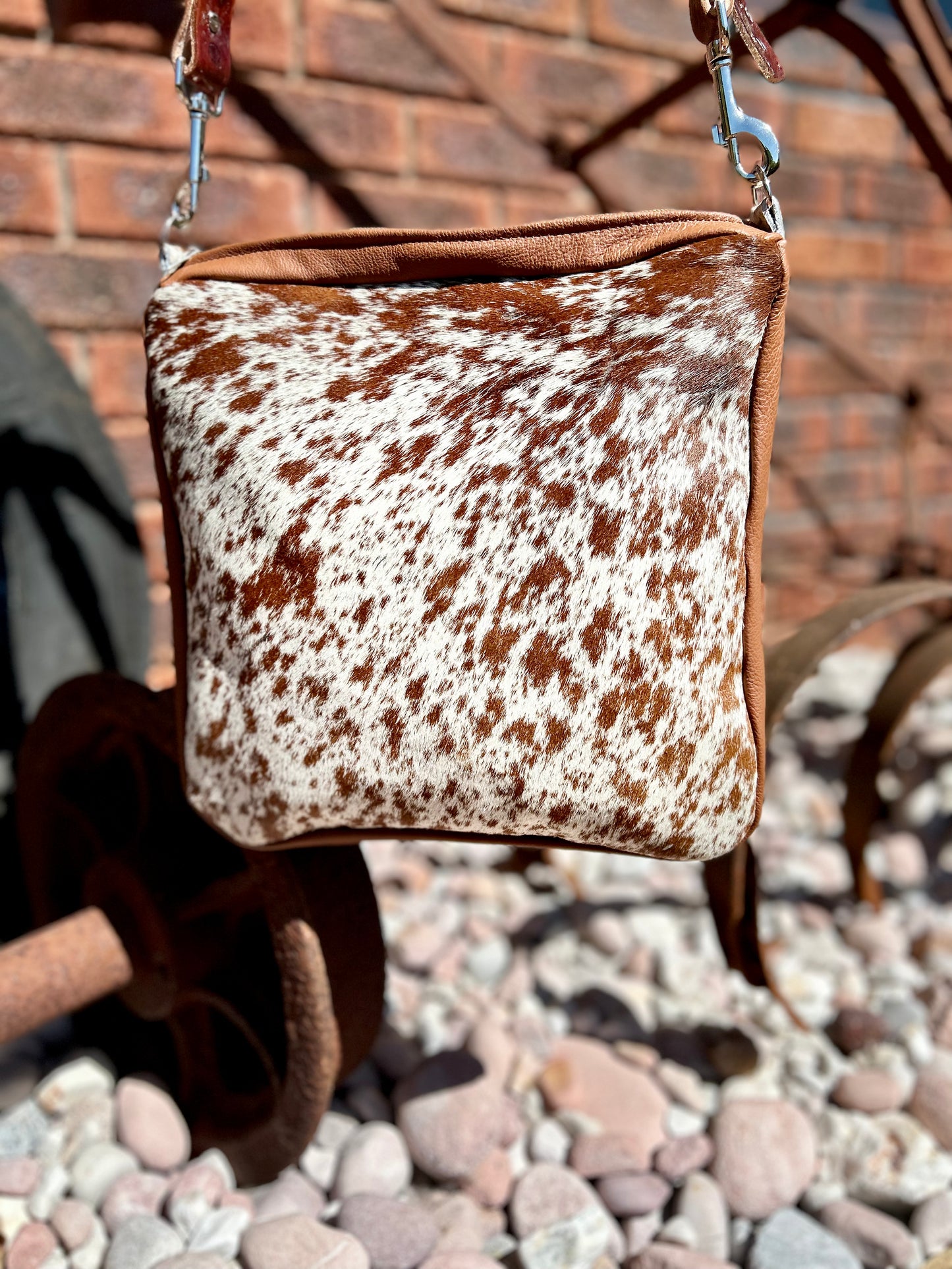 Cactus flower handbag 001