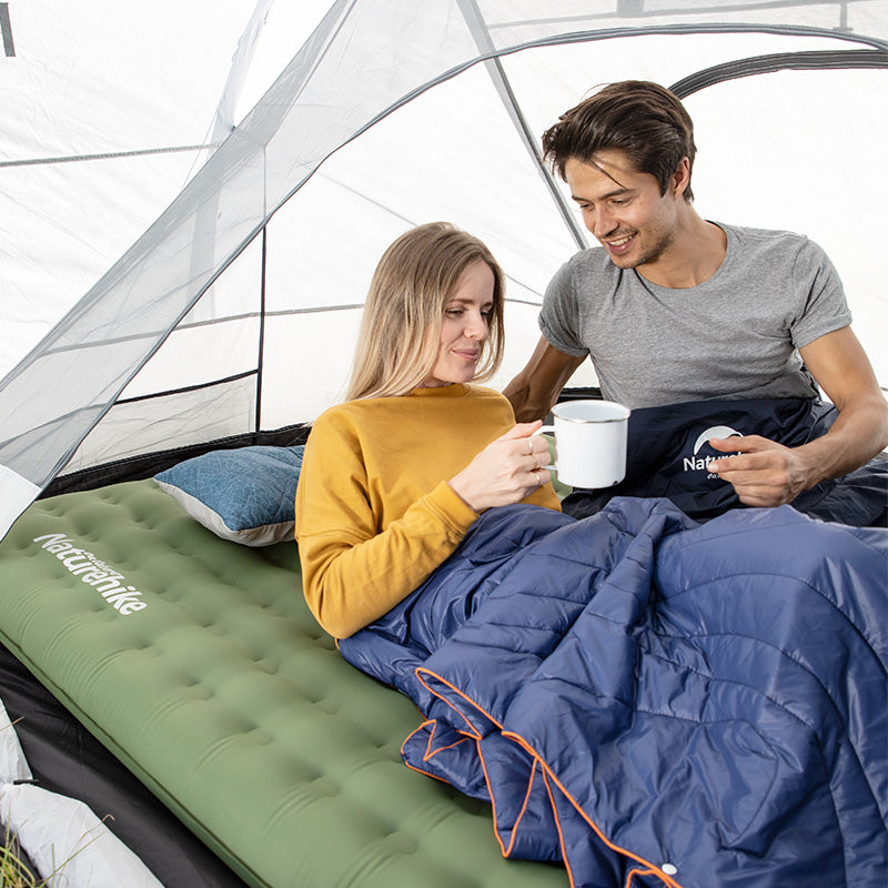 
                  
                    Double Airbag Camping Mattress<br>（ダブルエアバッグ キャンピングマット）
                  
                