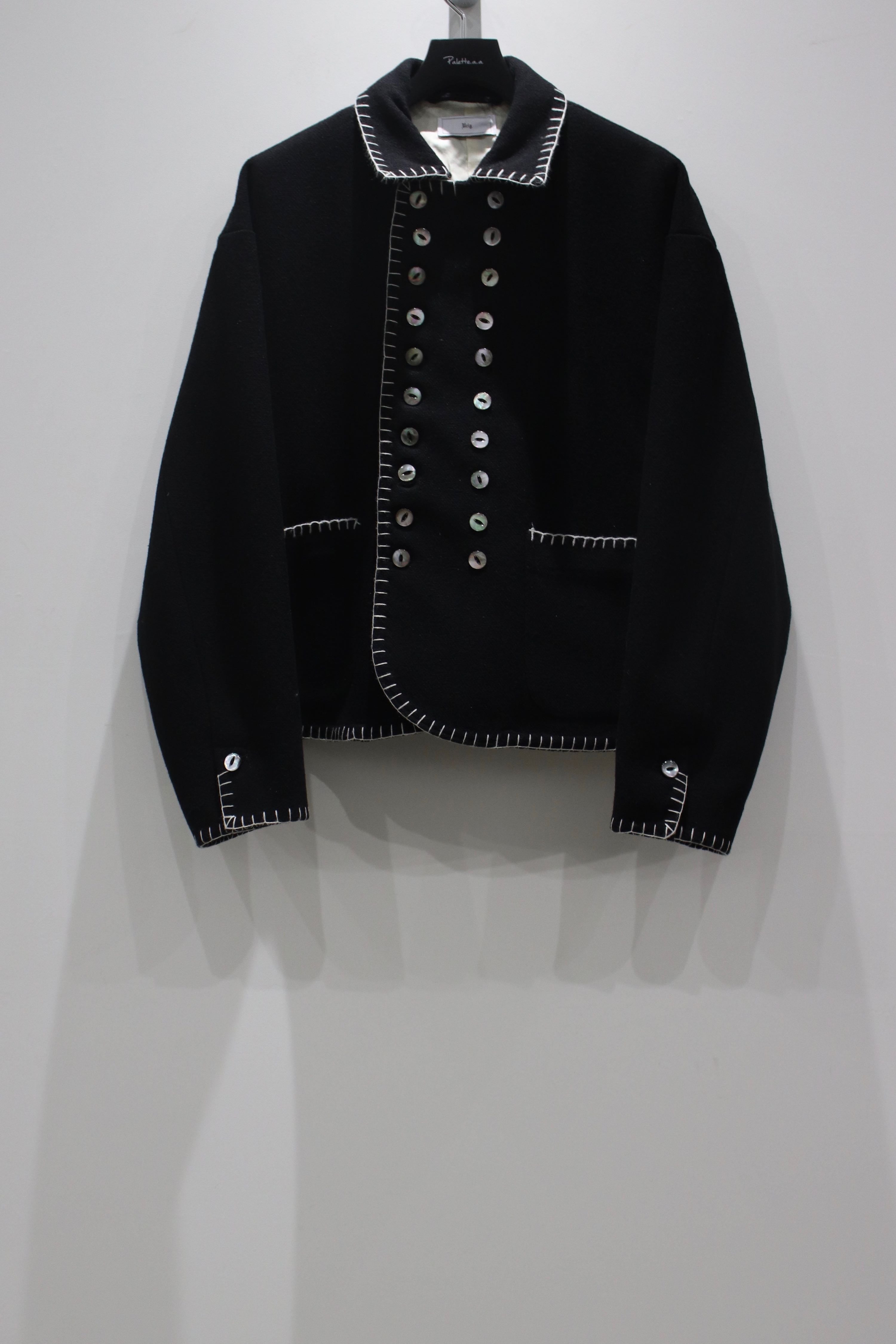 Urig（ウーリッヒ）のZWEIREIHER JACKET BLACKの通販