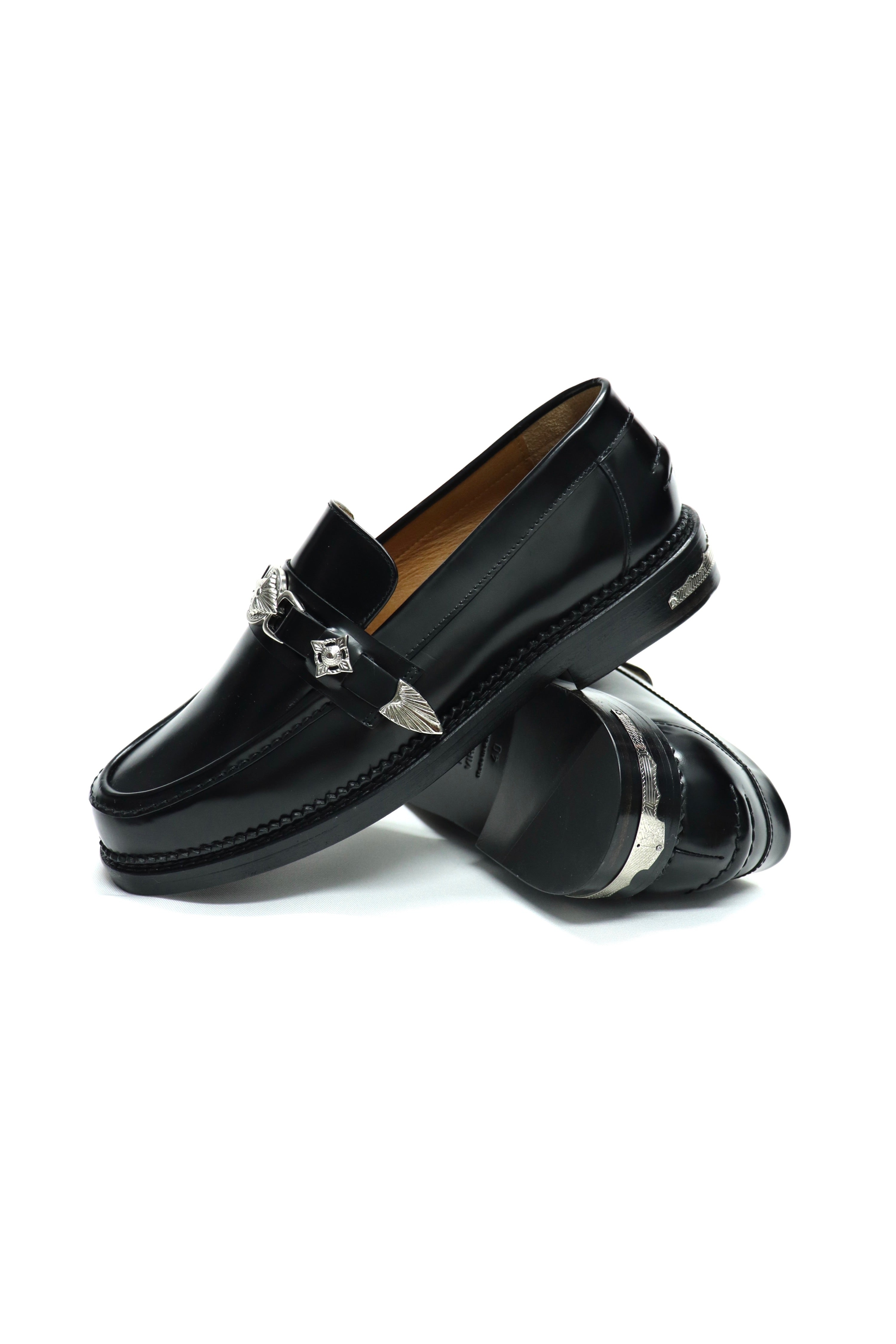 TOGA VIRILIS(トーガ ビリリース)のBLACK POLIDO LOAFERの通販