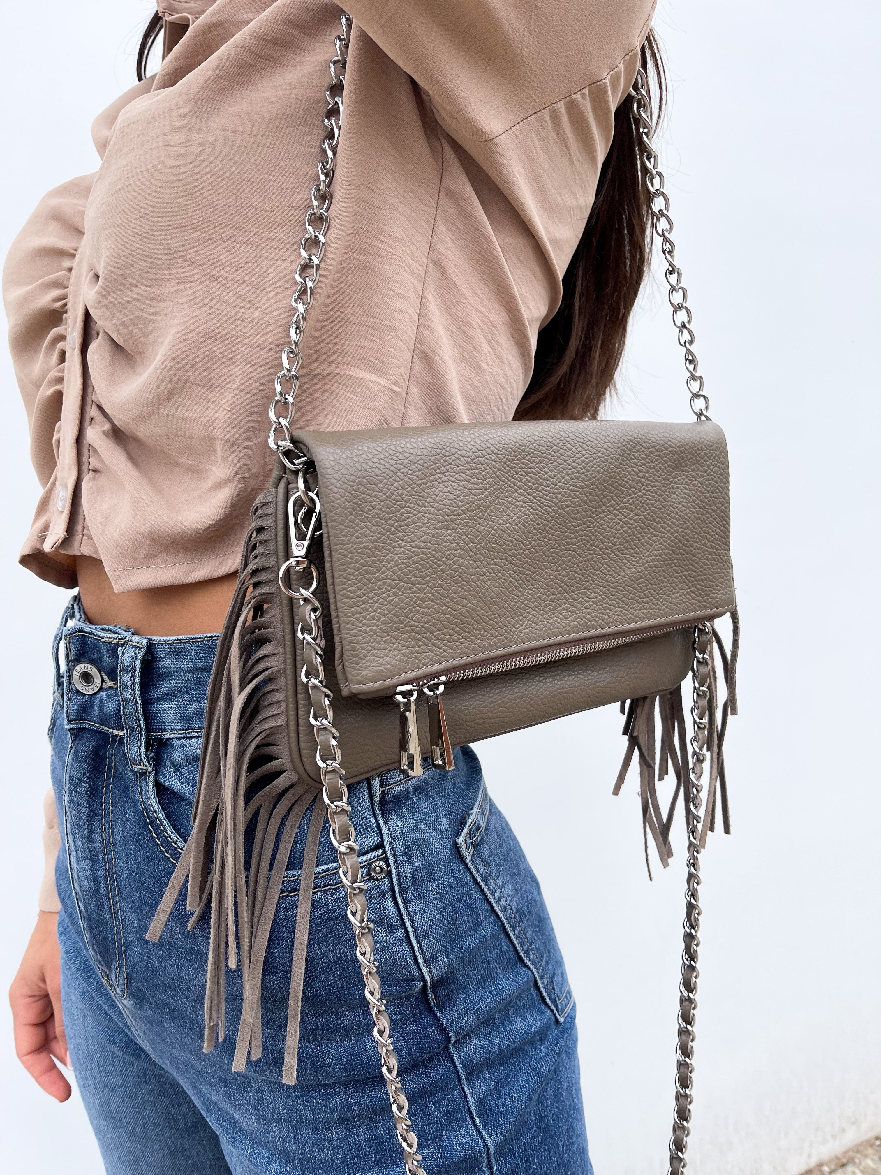 Sac en cuir frangé taupe