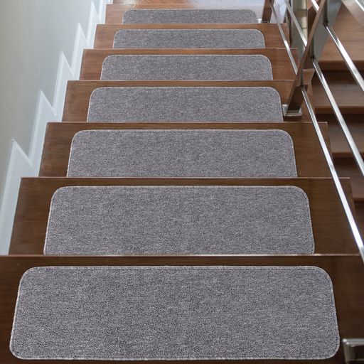 NEW Stonehurst Stair Treads rugs  26" x 8.5"  Non-slip Skid Resistant  Set of 8 