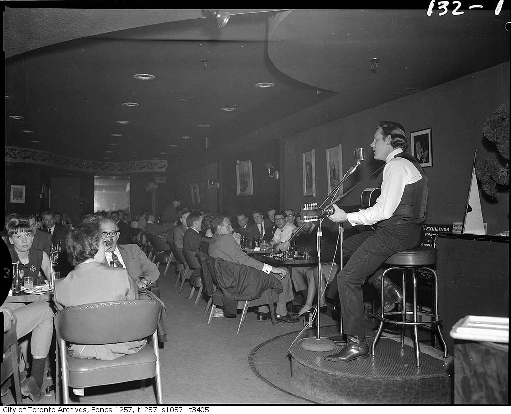 Province of Canada - City of Toronto Archives - Gordon Lightfoot at The Riverboat Coffee House