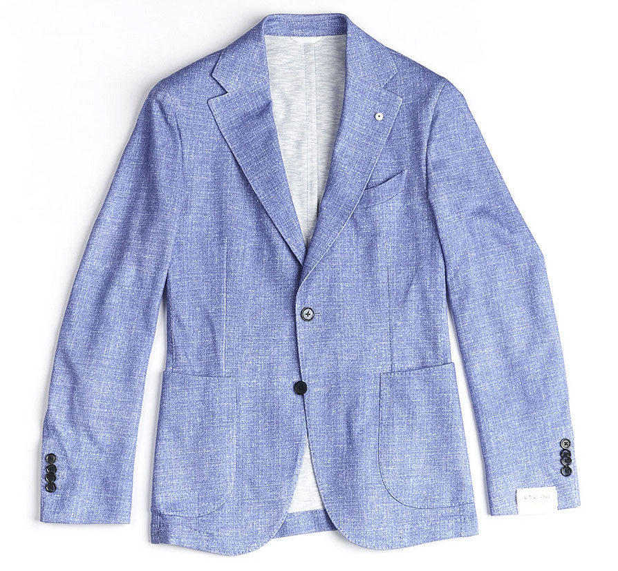 A picture of a blue blazer