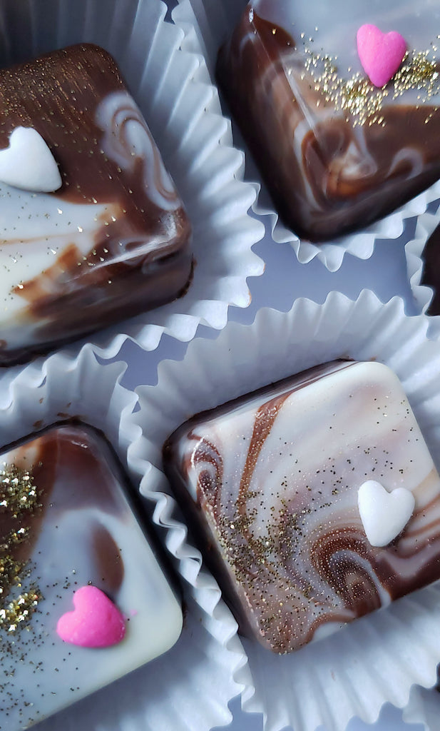  How to Make Marbled Chocolate Truffles | www.bakerspartyshop.com